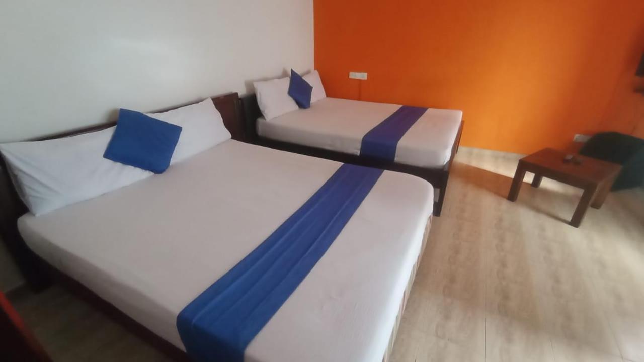 Gk Villa Νουβάρα Ελίγια Δωμάτιο φωτογραφία
